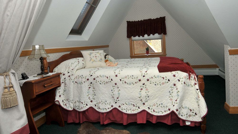 Victorian Loft Bed And Breakfast เคลียร์ฟิลด์ ภายนอก รูปภาพ